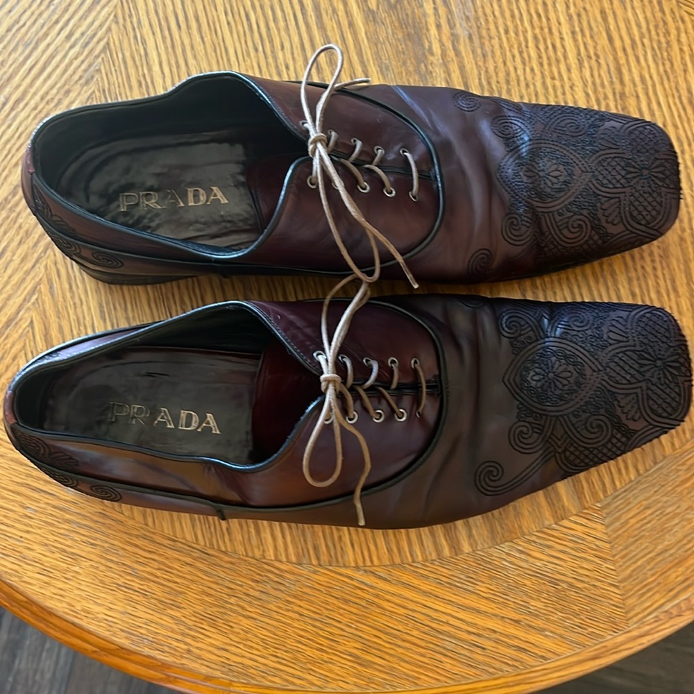 Prada Vero Cuoio Oxford Shoes. Good condition